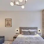 Vvinn Hotel