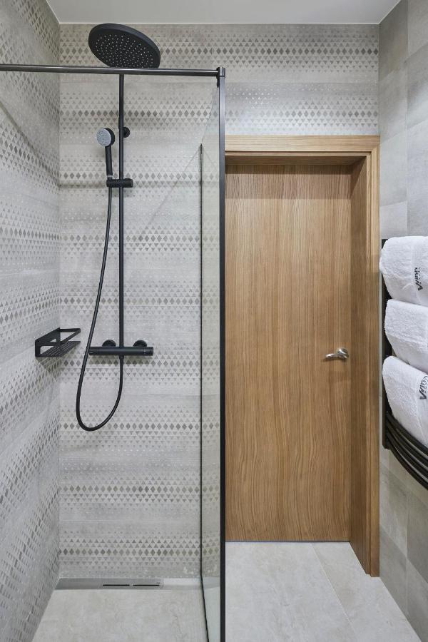 Vvinn Hotel 3*